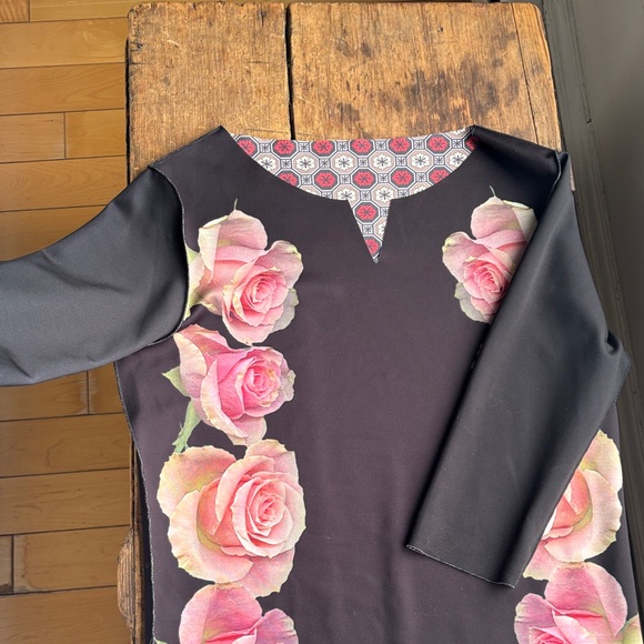 Animapop Black Floral Rose Reversible Dress - Picture 2 of 3